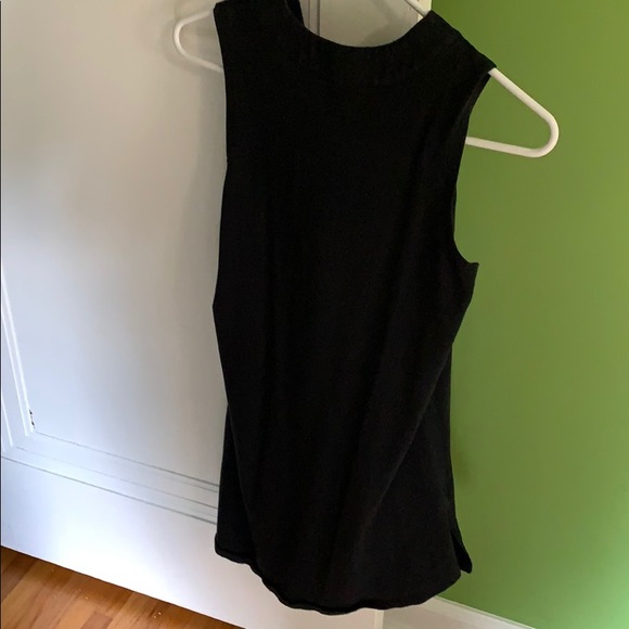 Back dress - Picture 2 of 3